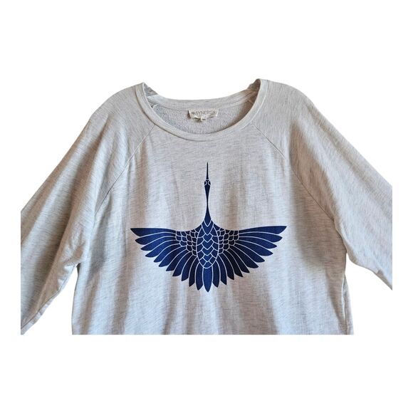 Synergy Organic Clothing top with Blue Crane Design - Picture 2 of 8